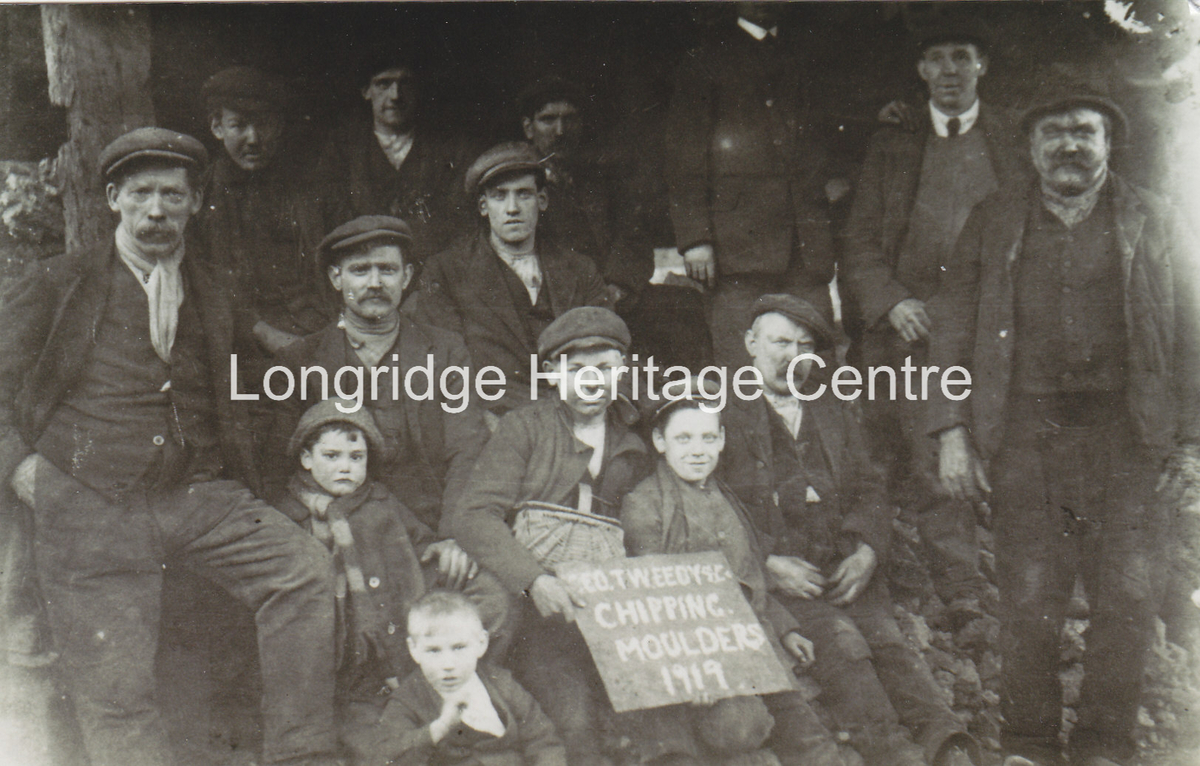 255C - Chipping - Group of Moulders at Geo Tweedy's Foundary - 1919